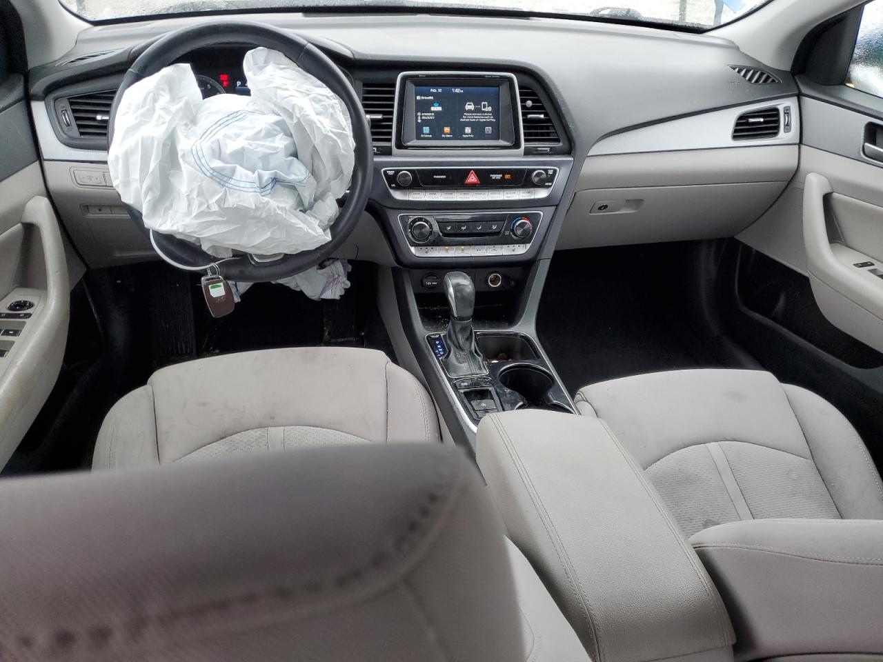2018 Hyundai Sonata - Image 8