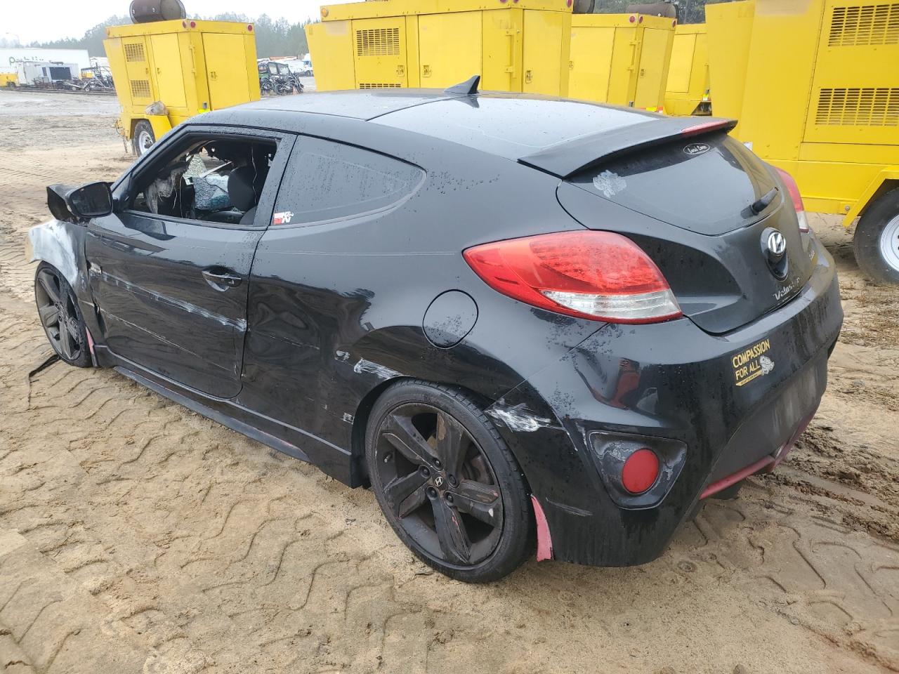 2015 Hyundai Veloster - Image 2
