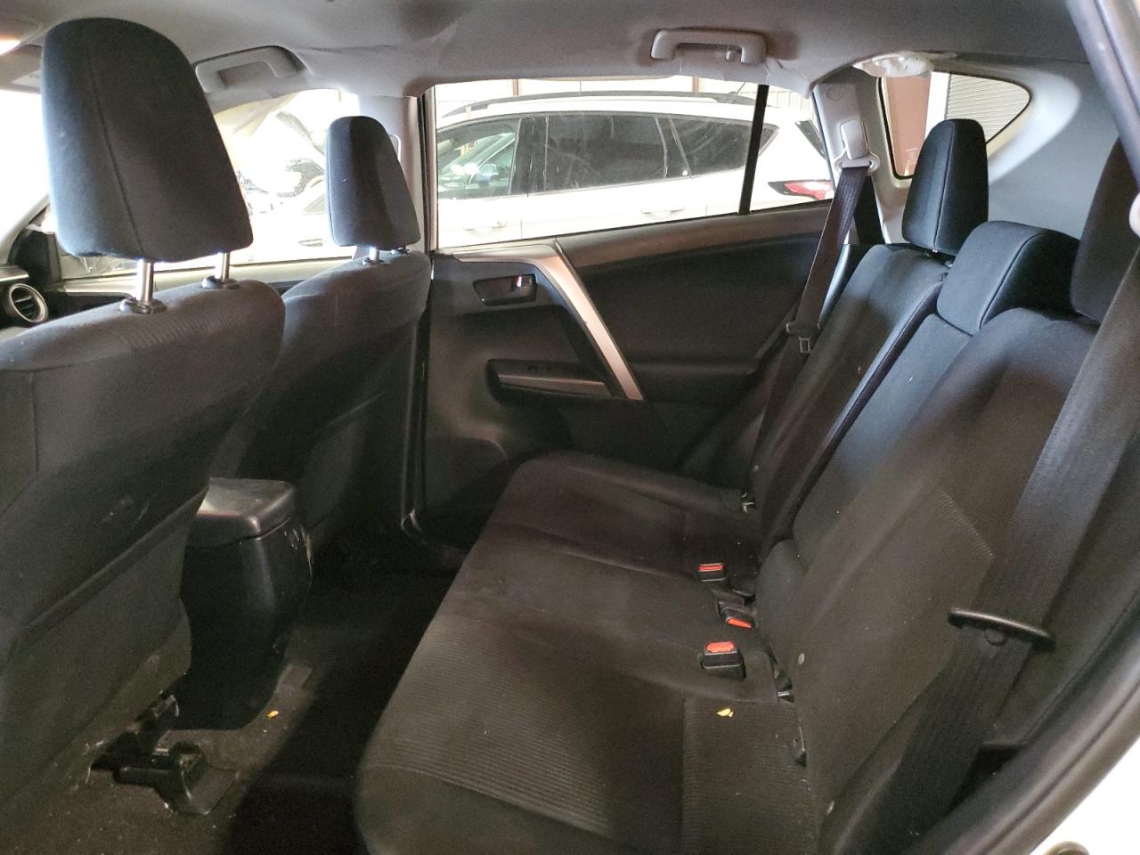 JTMBFREV3HJ147015 TOYOTA RAV4 2017