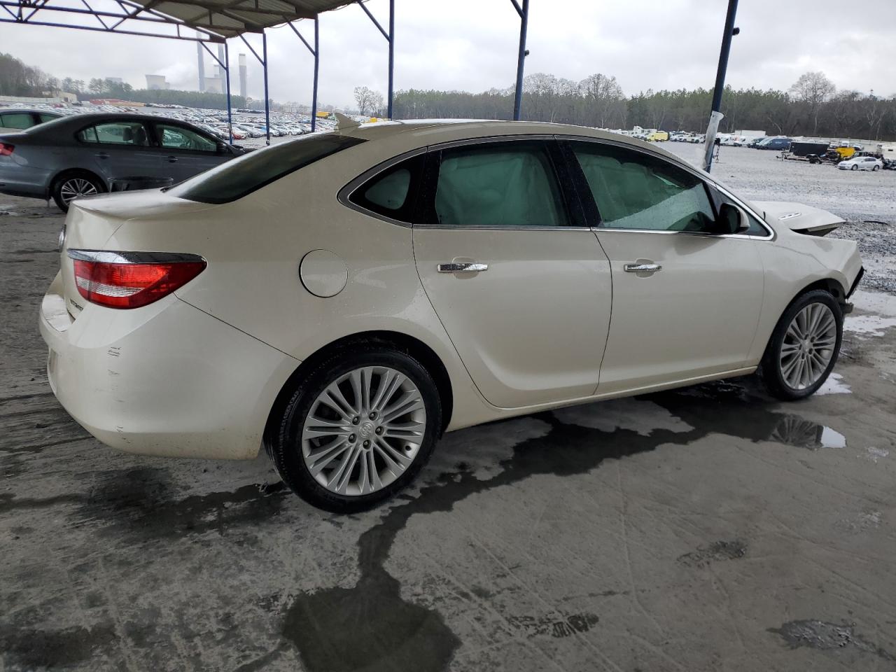2014 Buick Verano - Image 3