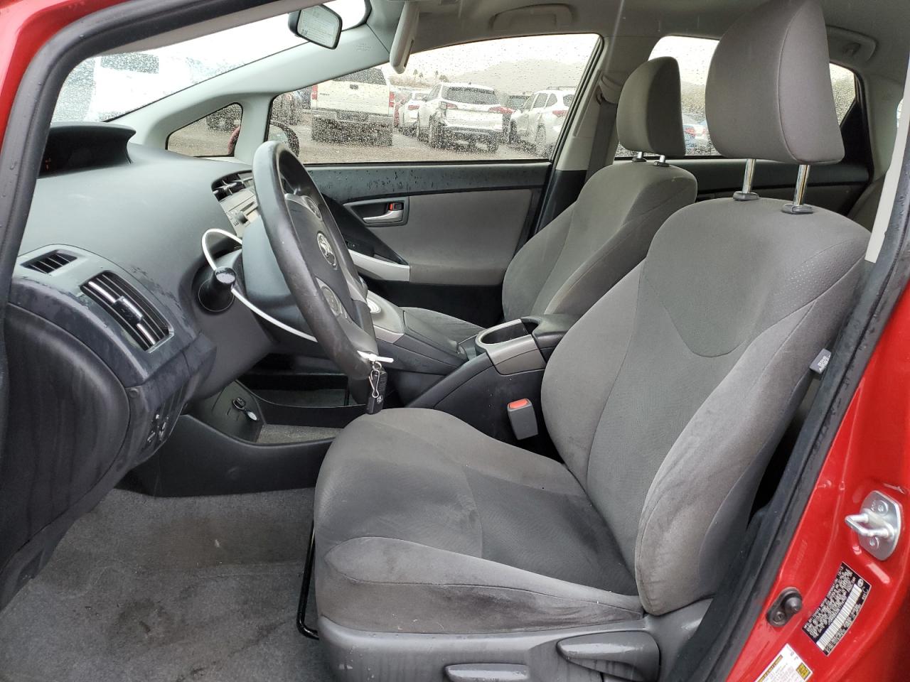 2014 Toyota Prius - Image 7
