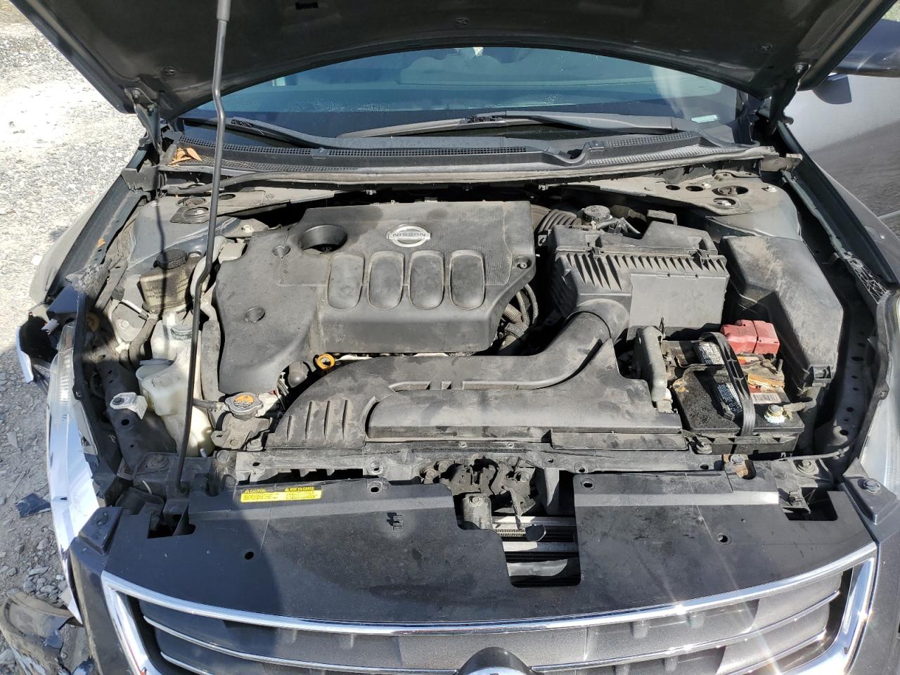 2012 Nissan Altima - Image 13