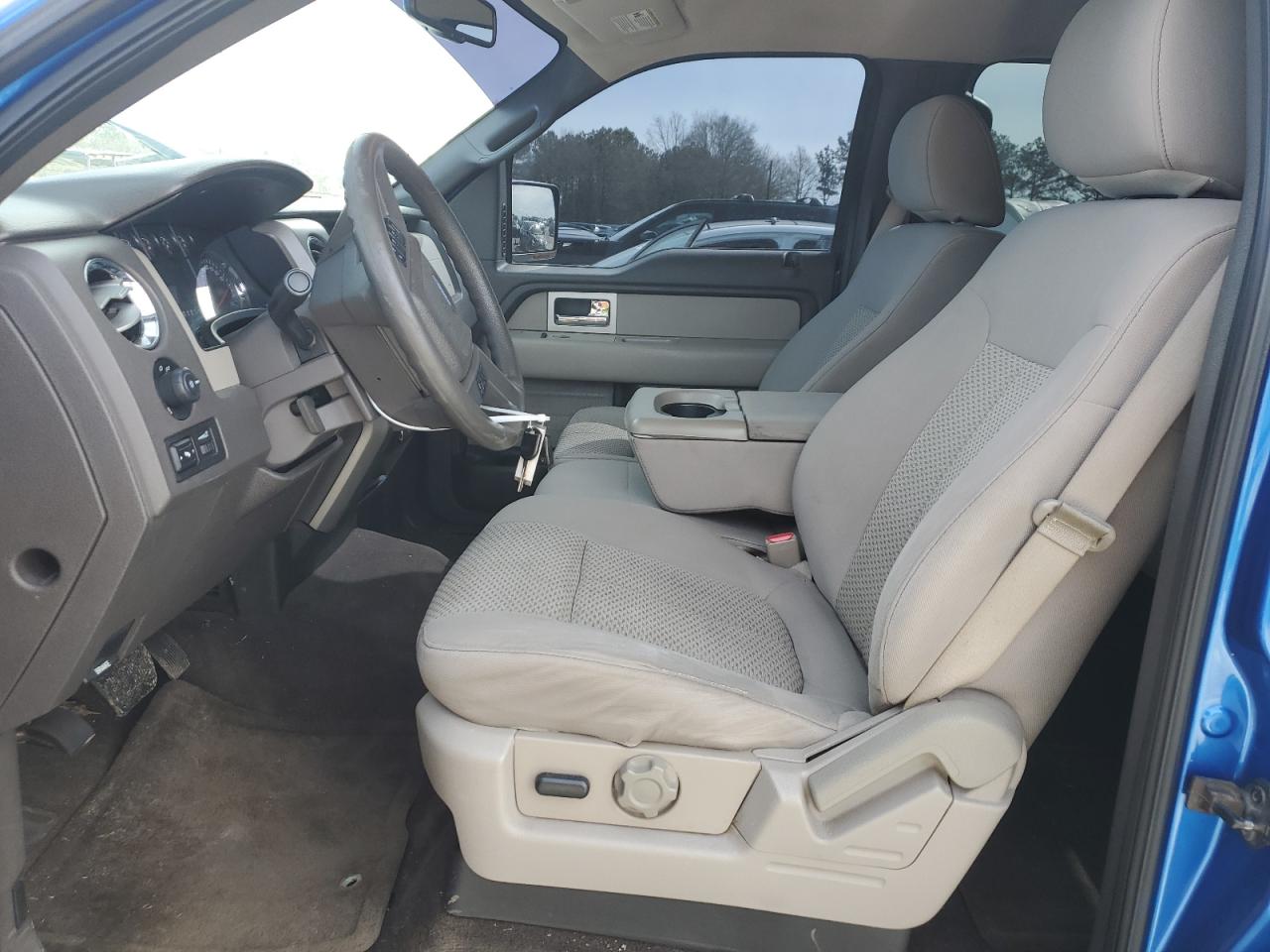2010 Ford F-150 - Image 7
