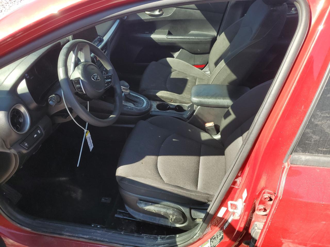 2021 Kia Forte - Image 7