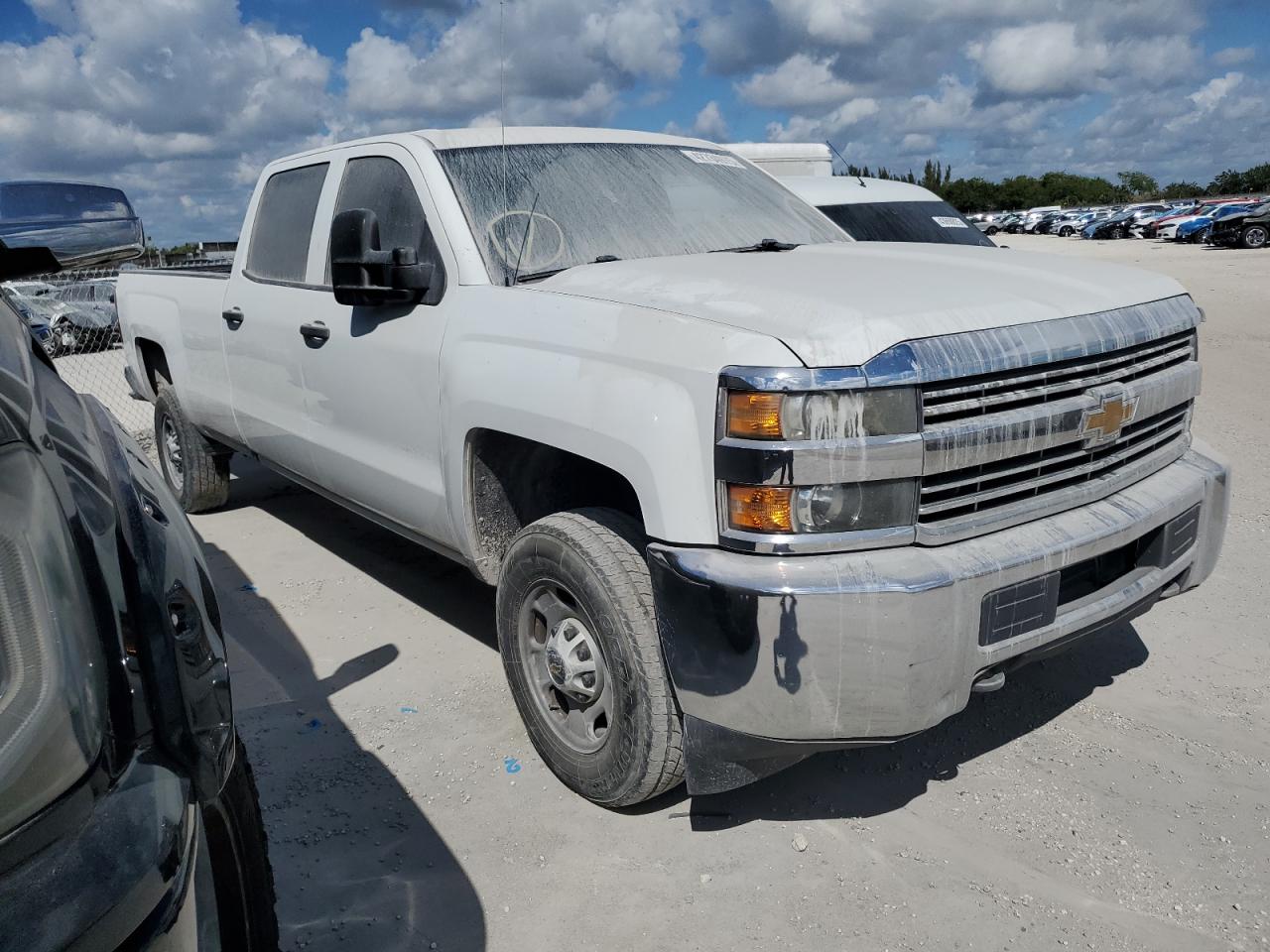 2015 Chevrolet Silverado - Image 4