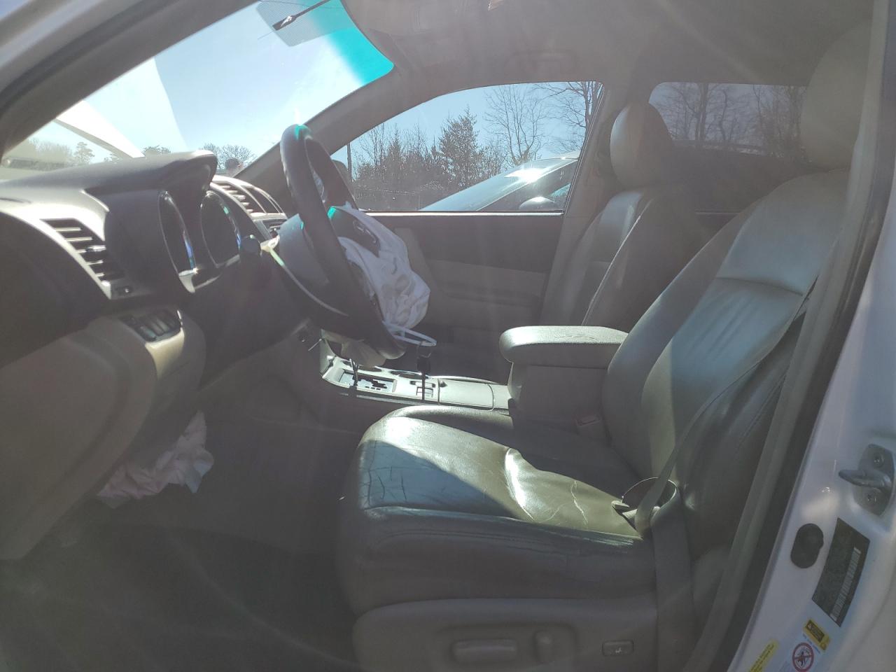 2013 Toyota Highlander - Image 7