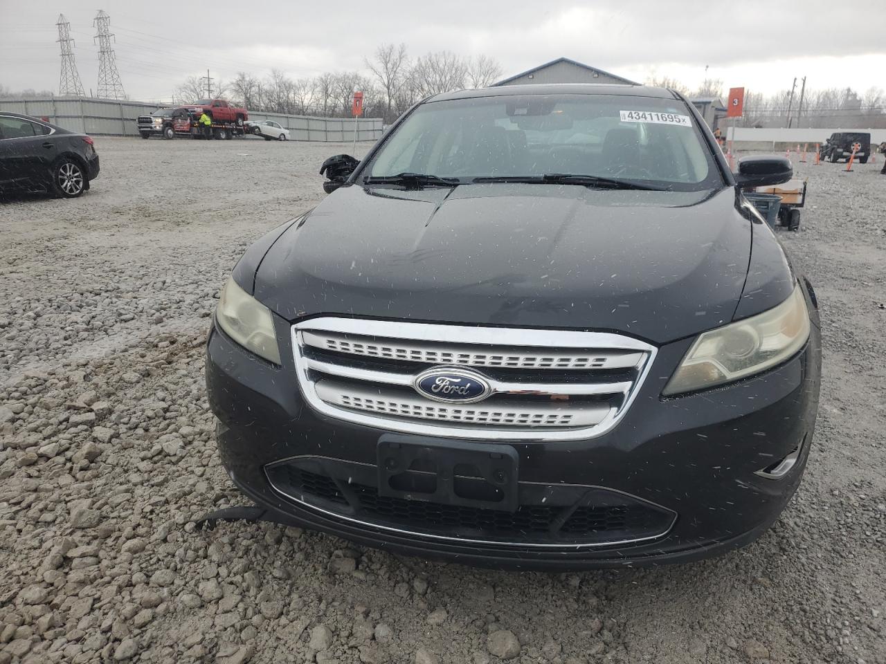 2010 Ford Taurus - Image 5