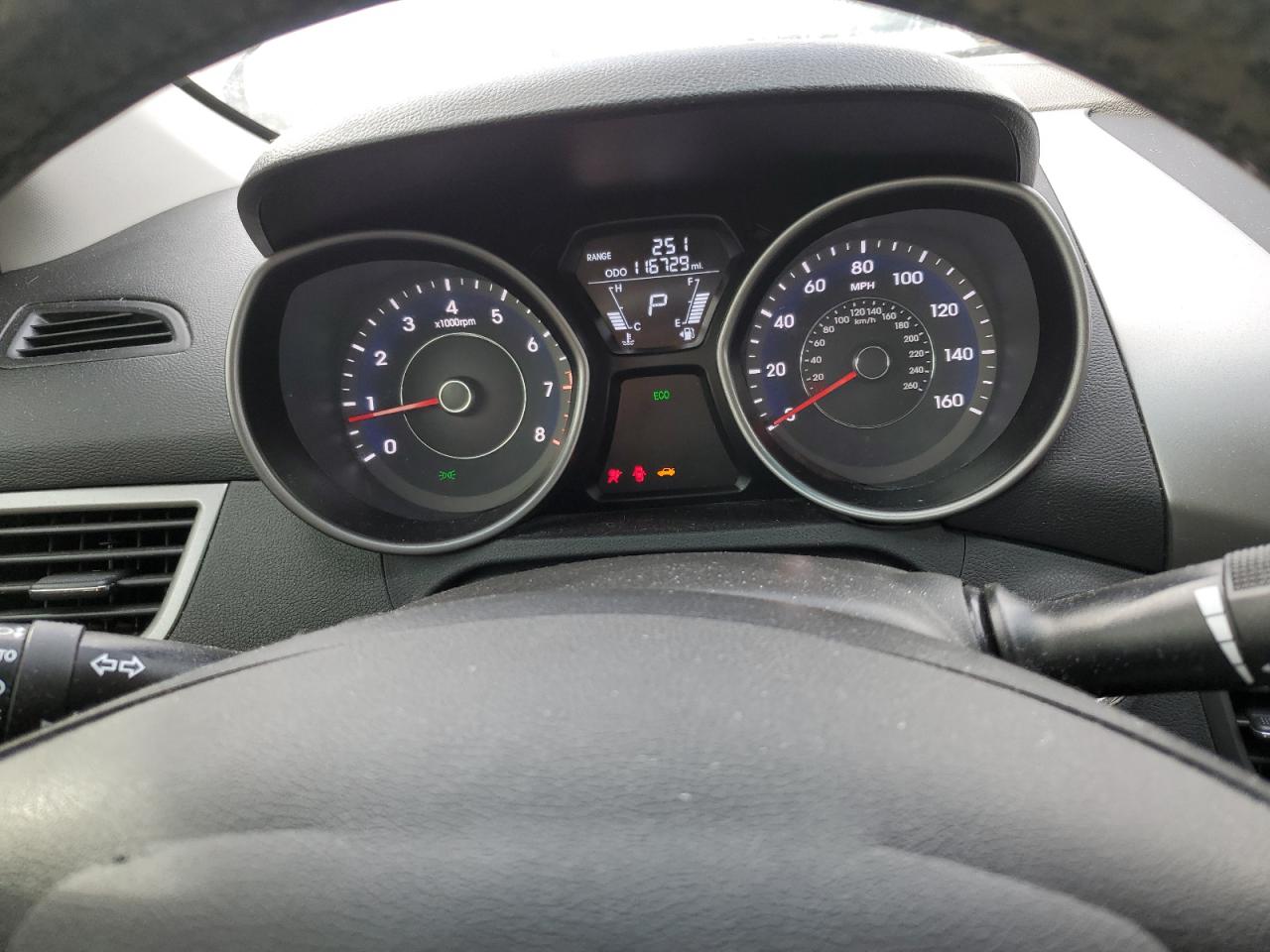 2013 Hyundai Elantra - Image 9