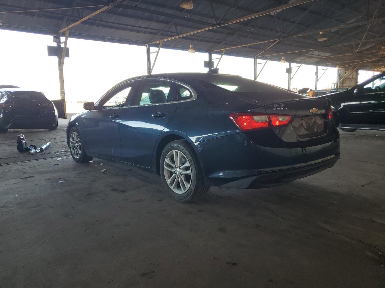 2017 Chevrolet Malibu - Image 2