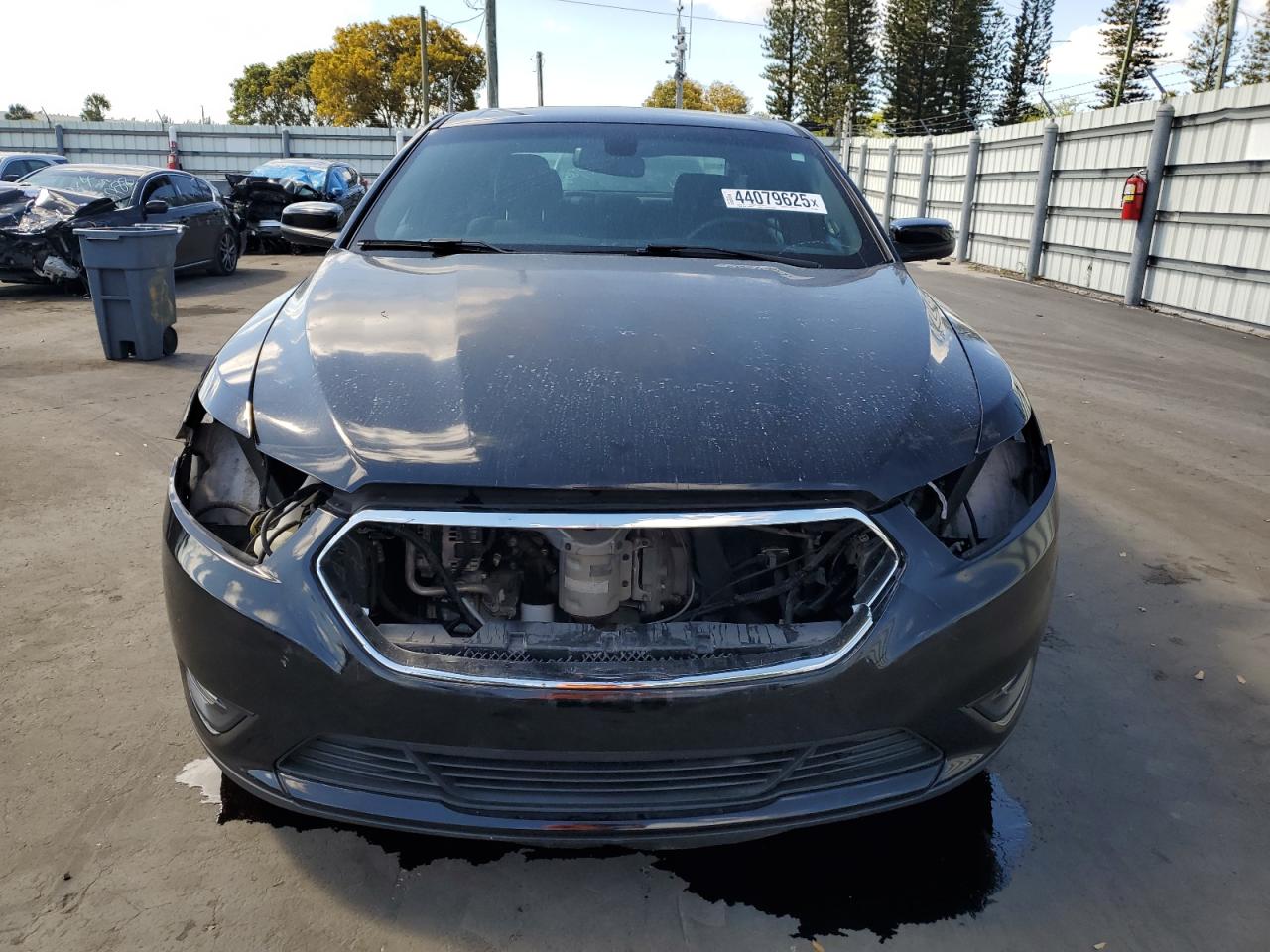 2016 Ford Taurus - Image 5