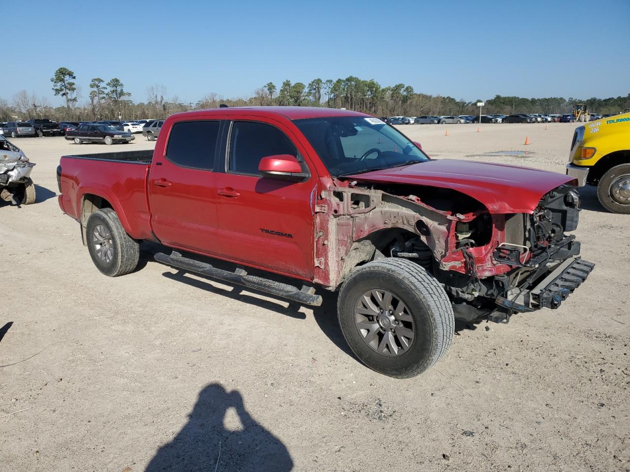 2018 Toyota Tacoma - Image 4