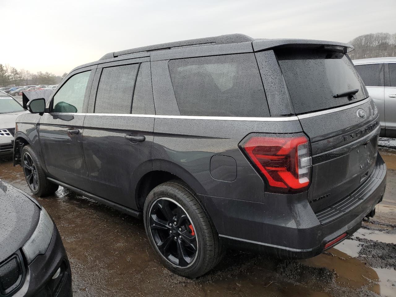 2022 Ford Expedition - Image 2