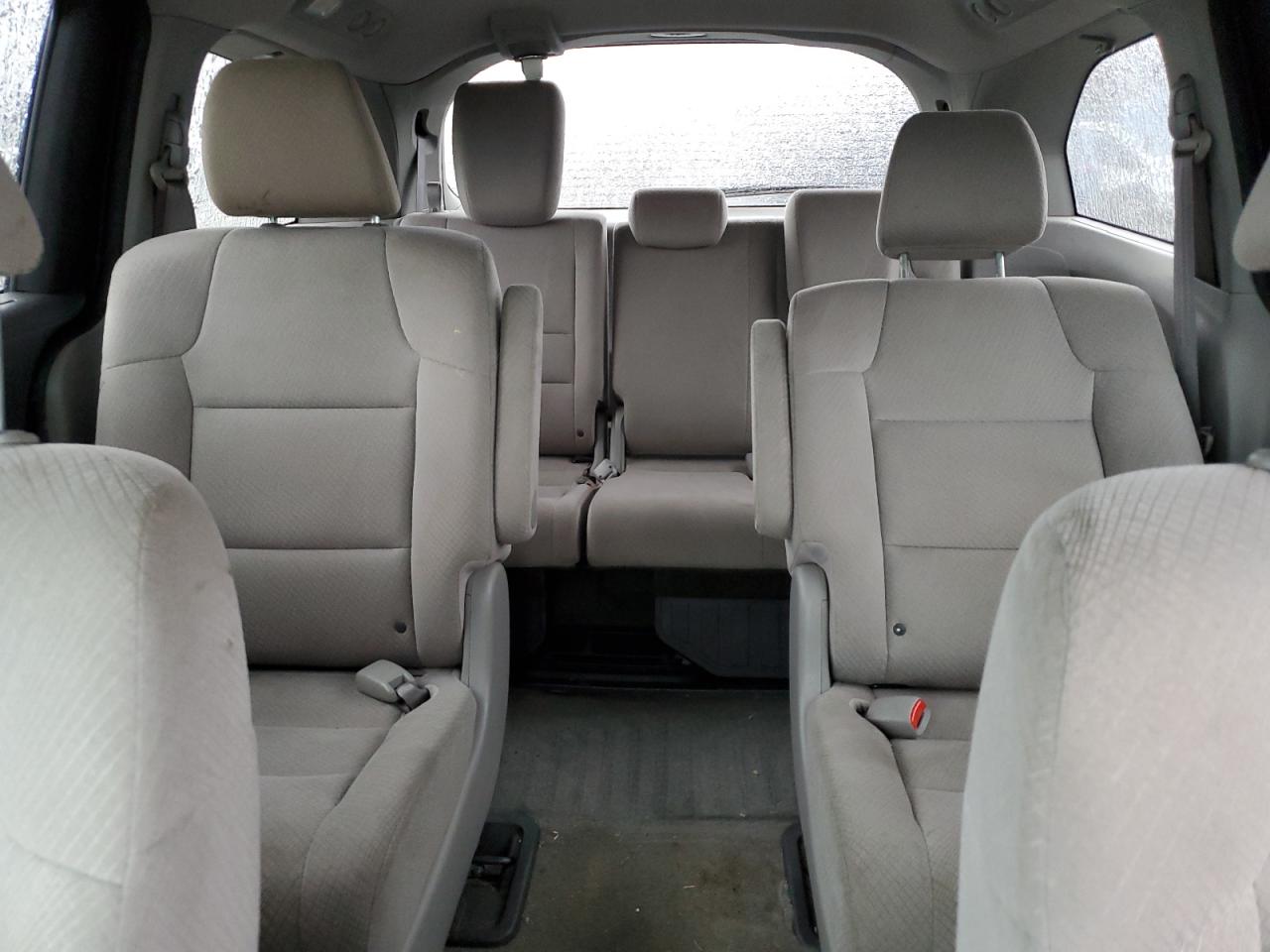 2014 Honda Odyssey - Image 10