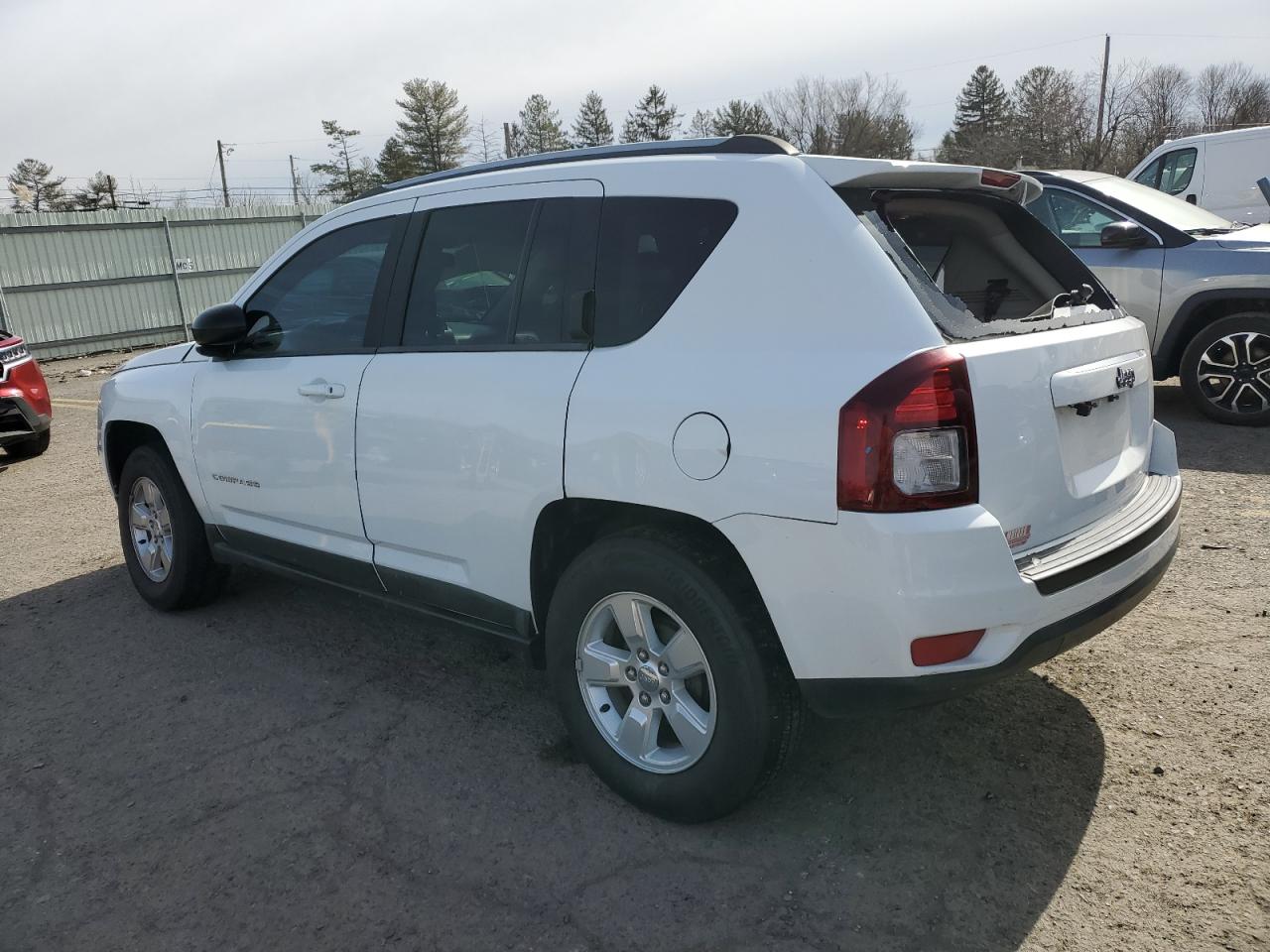2015 Jeep Compass - Image 2