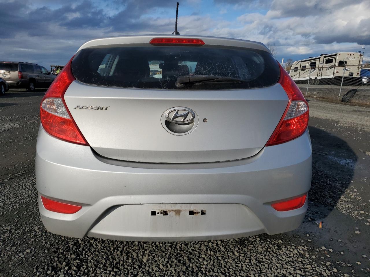 2014 Hyundai Accent - Image 6