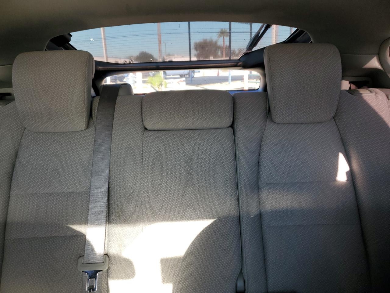 2012 Honda Insight - Image 10