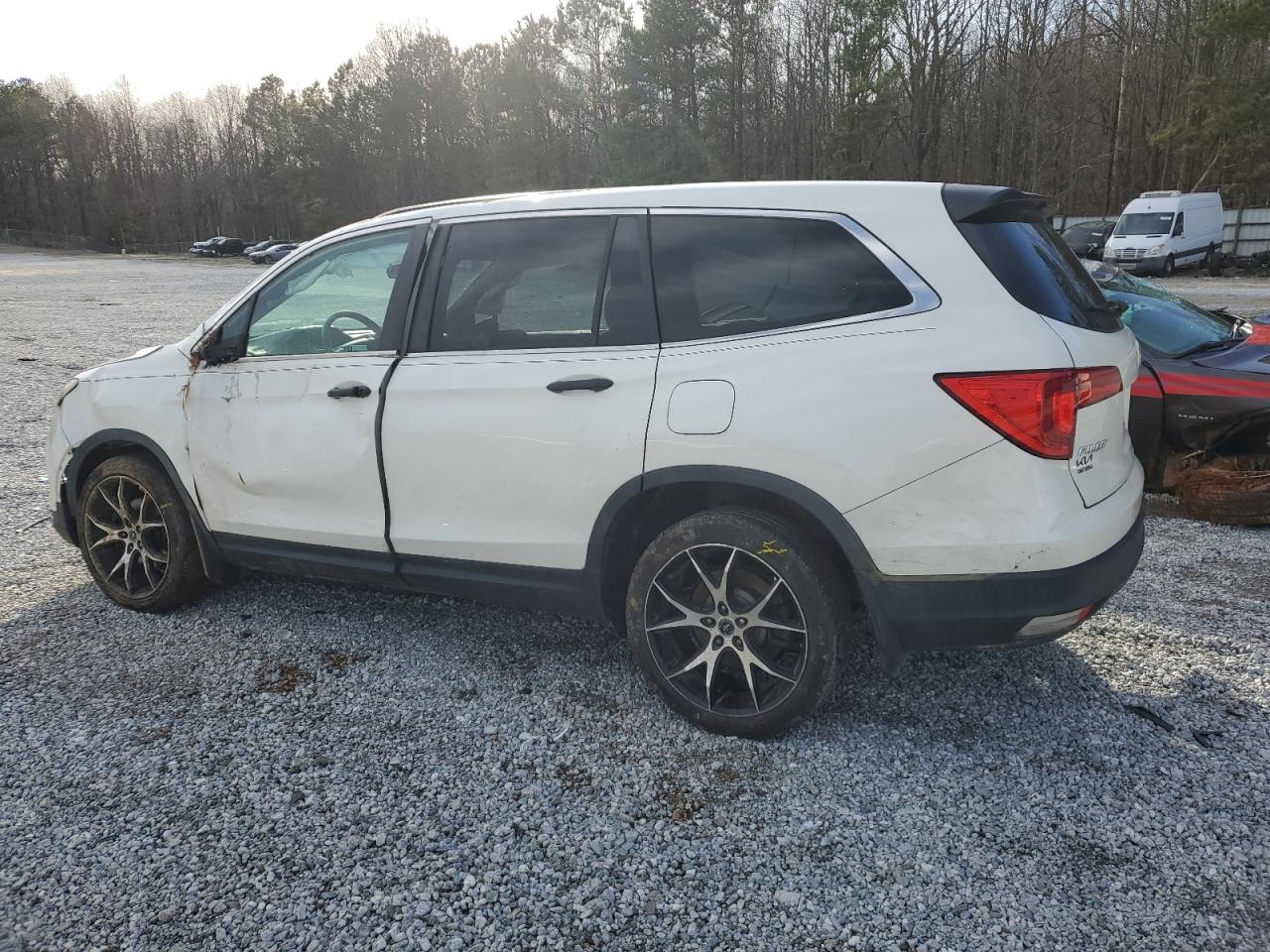 5FNYF5H17JB019689 HONDA PILOT 2018