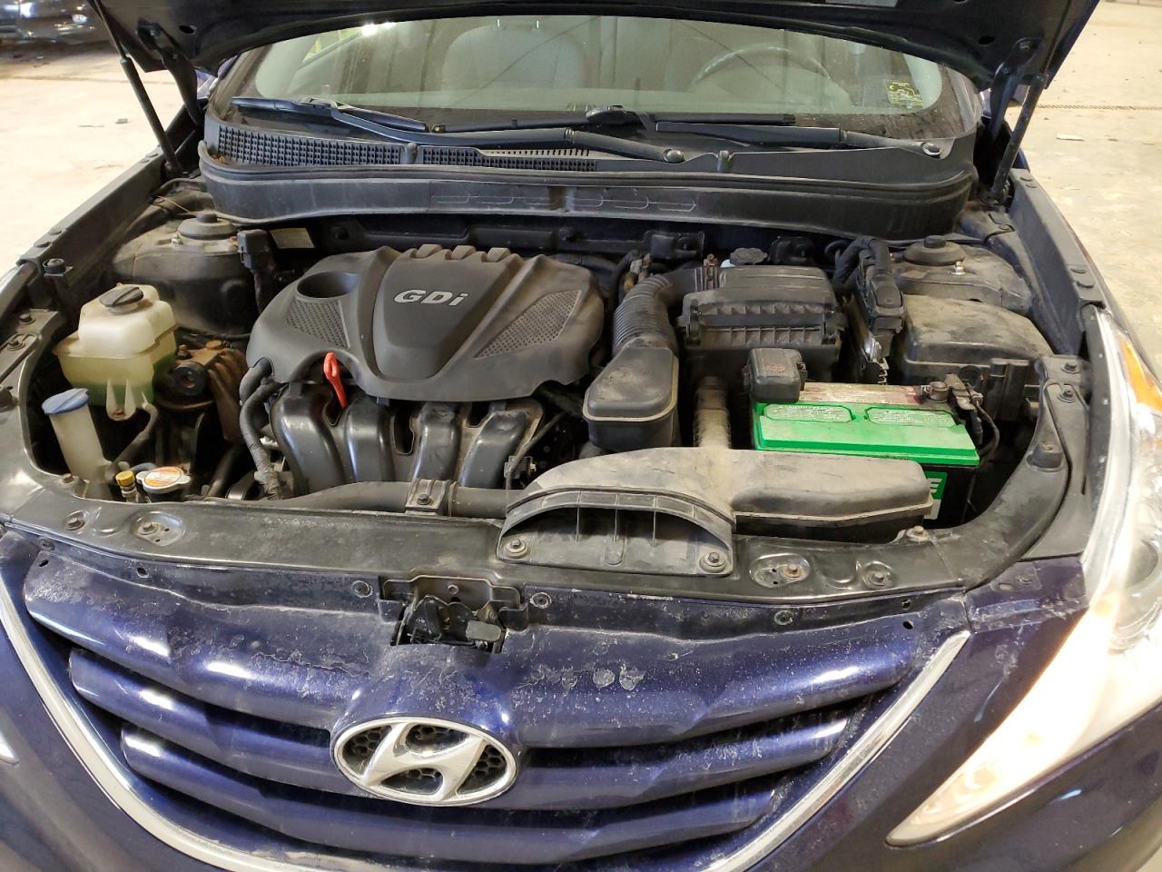 2012 Hyundai Sonata - Image 11
