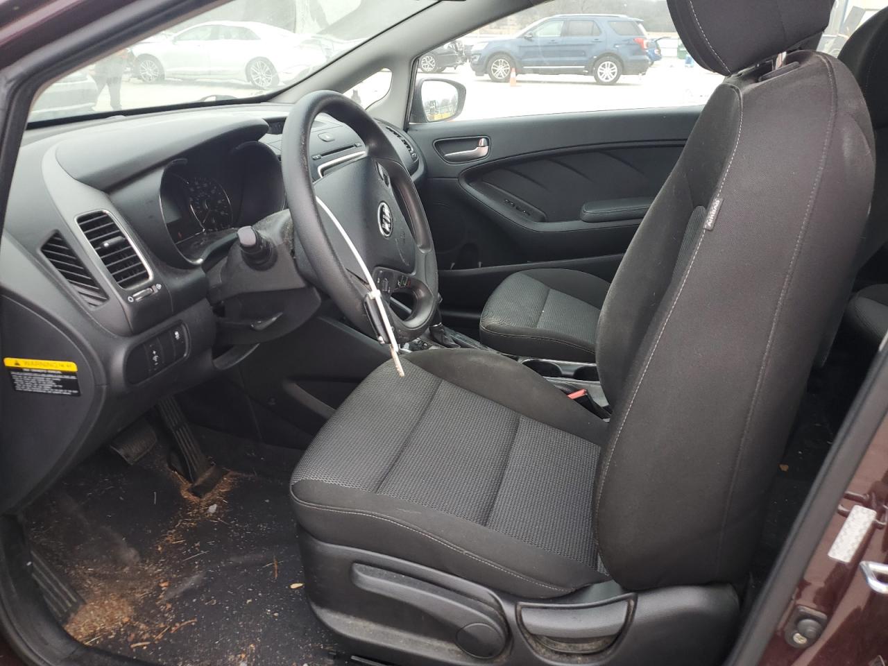 2017 Kia Forte - Image 7