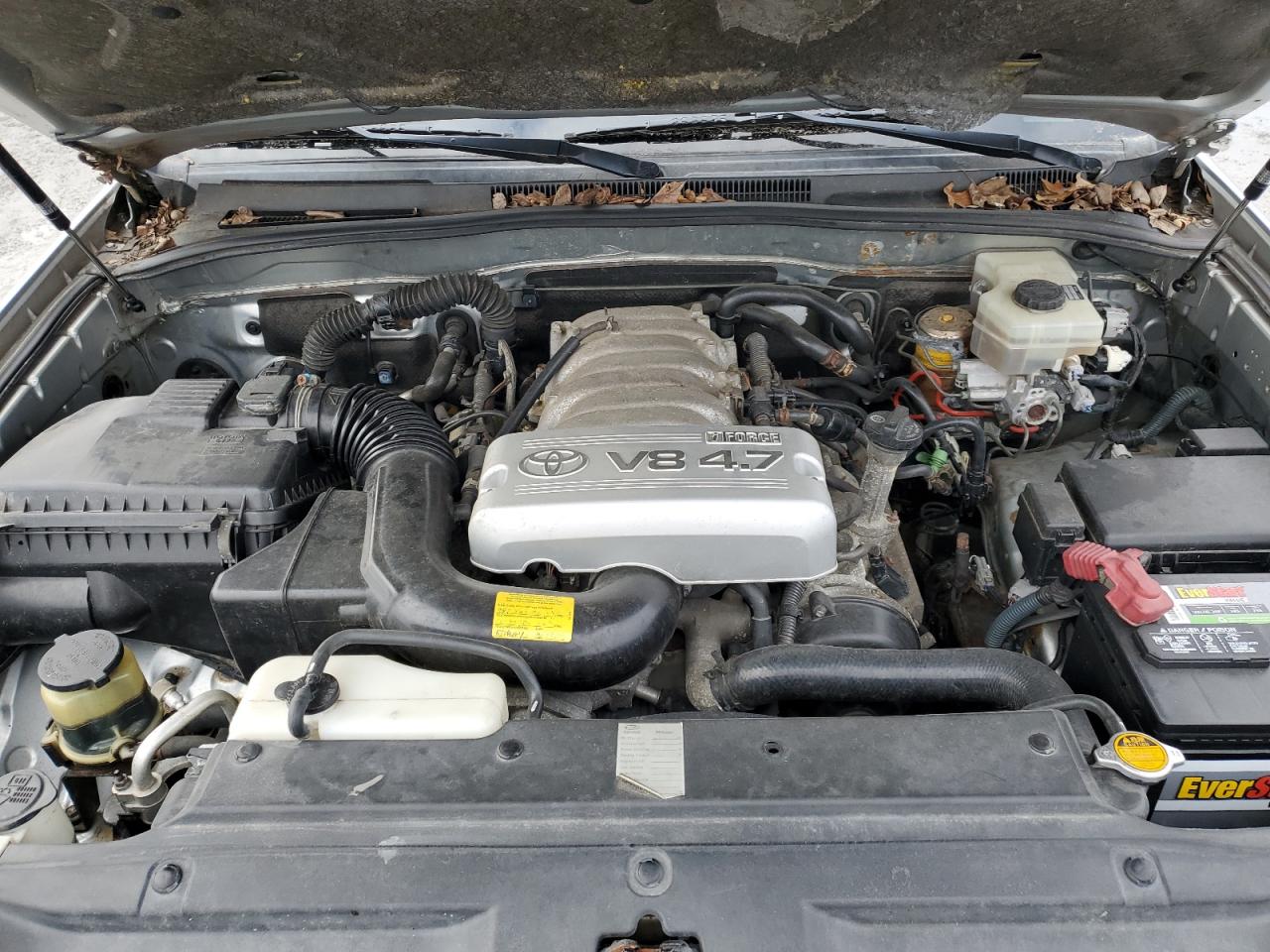 2004 Toyota 4Runner - Image 11