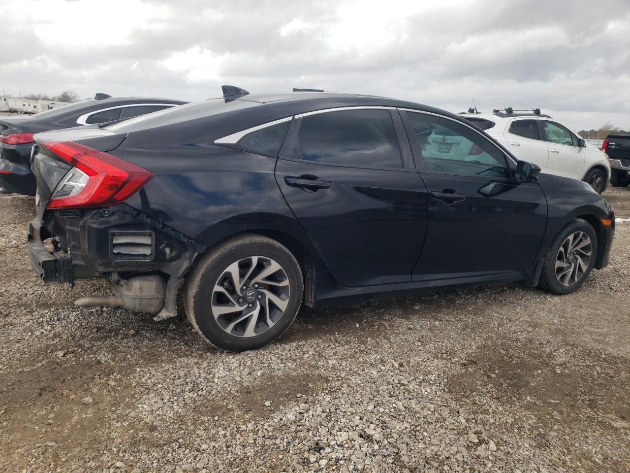 19XFC2F79JE031970 HONDA CIVIC 2018