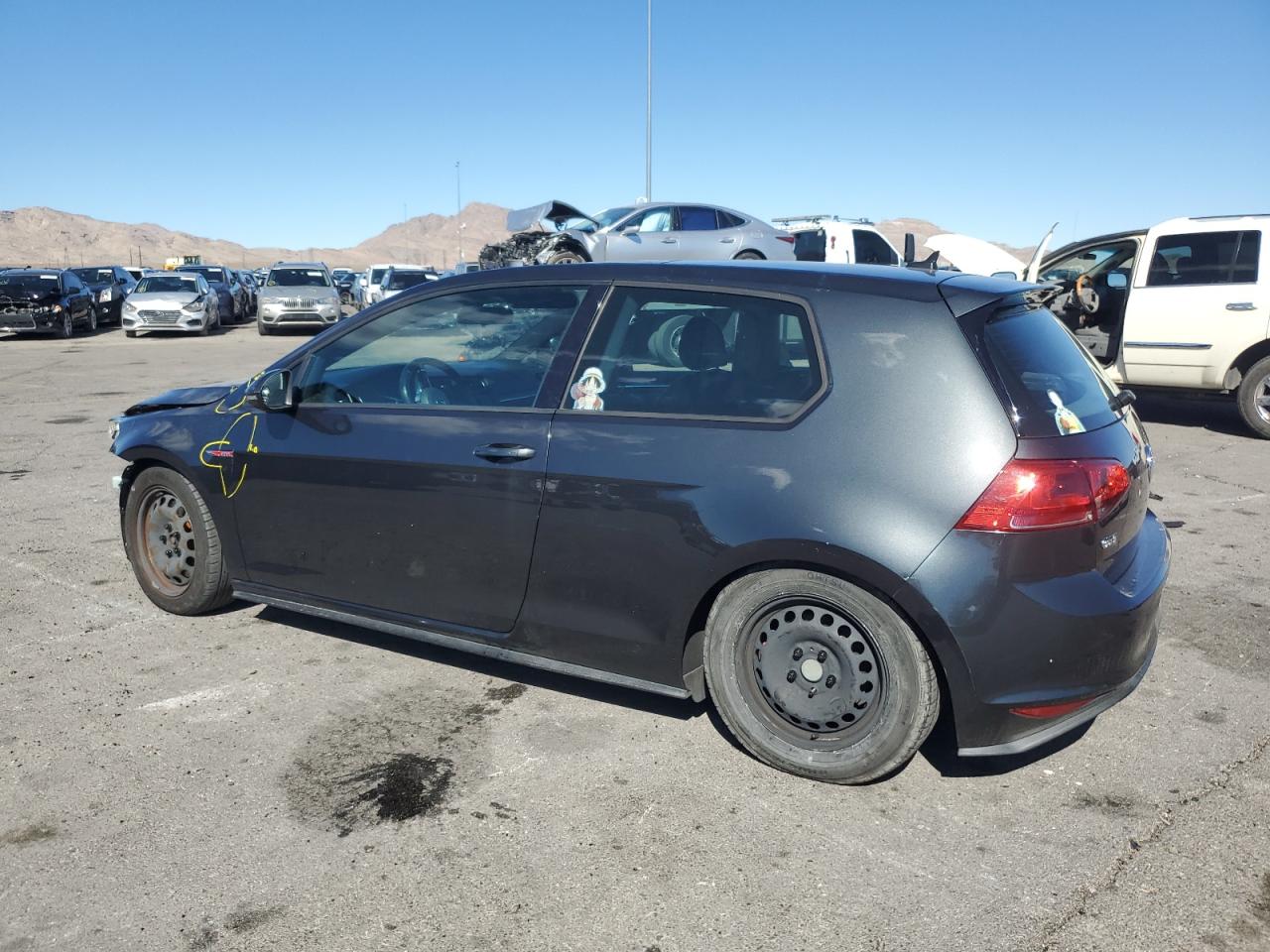 2015 Volkswagen GTI - Image 2
