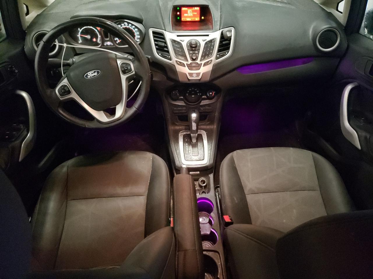 2013 Ford Fiesta - Image 8