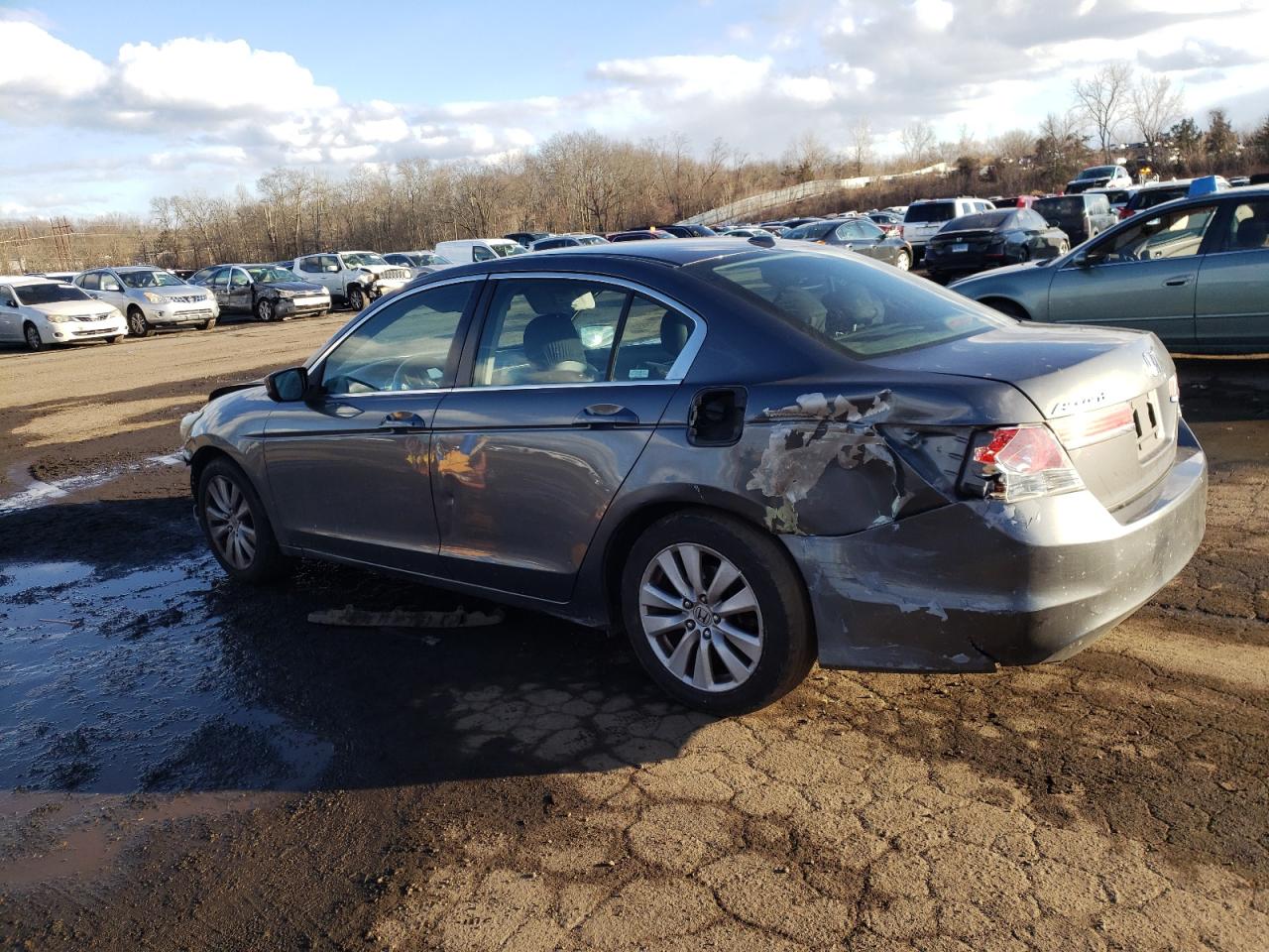 2011 Honda Accord - Image 2