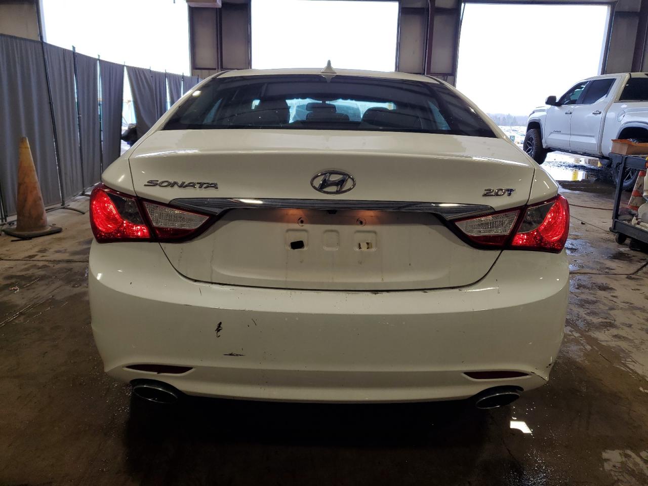 2013 Hyundai Sonata - Image 6