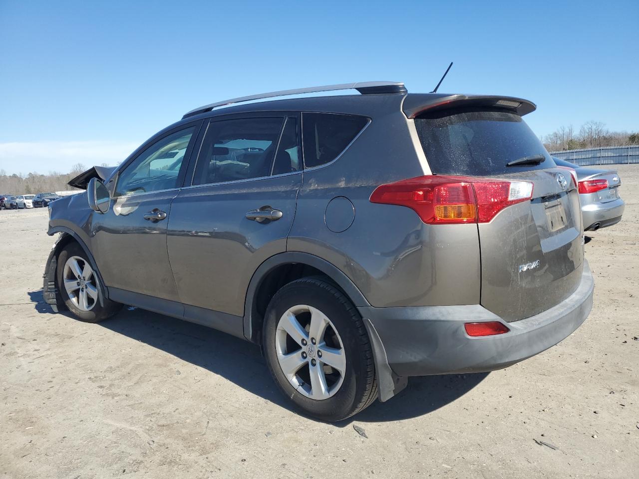 2013 Toyota RAV 4 - Image 2