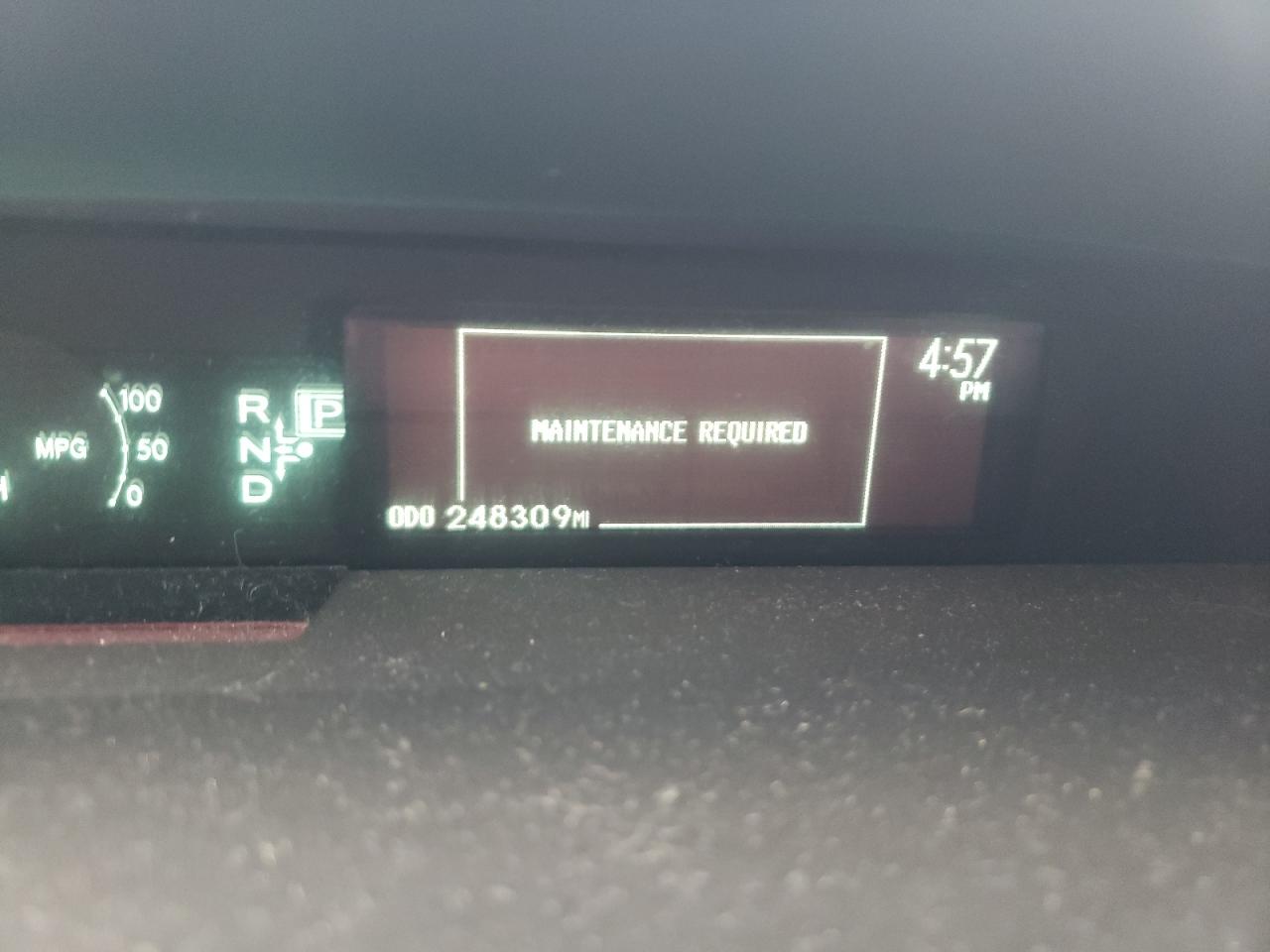 2012 Toyota Prius - Image 9