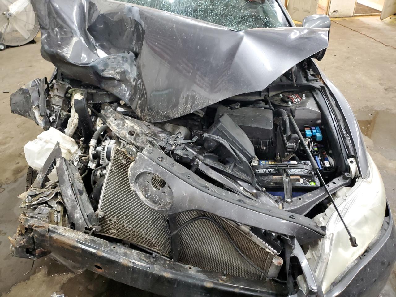 2011 Toyota Camry - Image 11