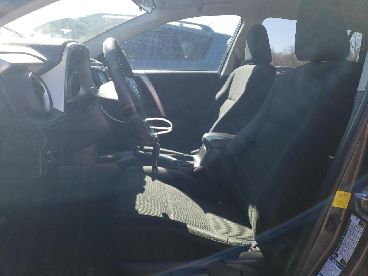 2014 Toyota RAV 4 - Image 7