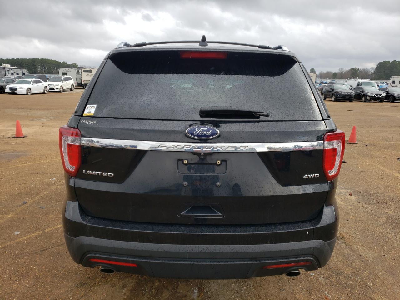 2017 Ford Explorer - Image 6