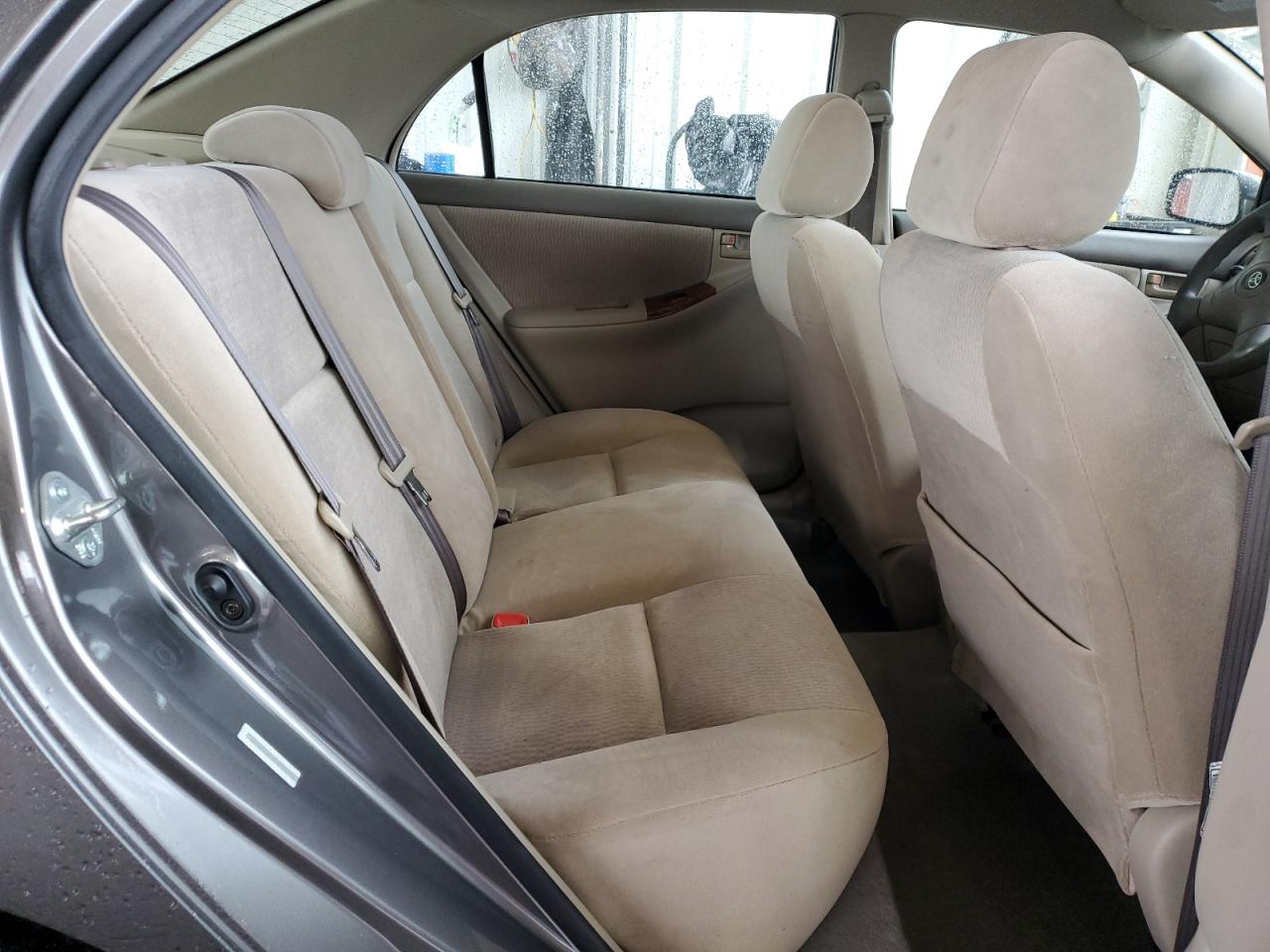 2005 Toyota Corolla - Image 10