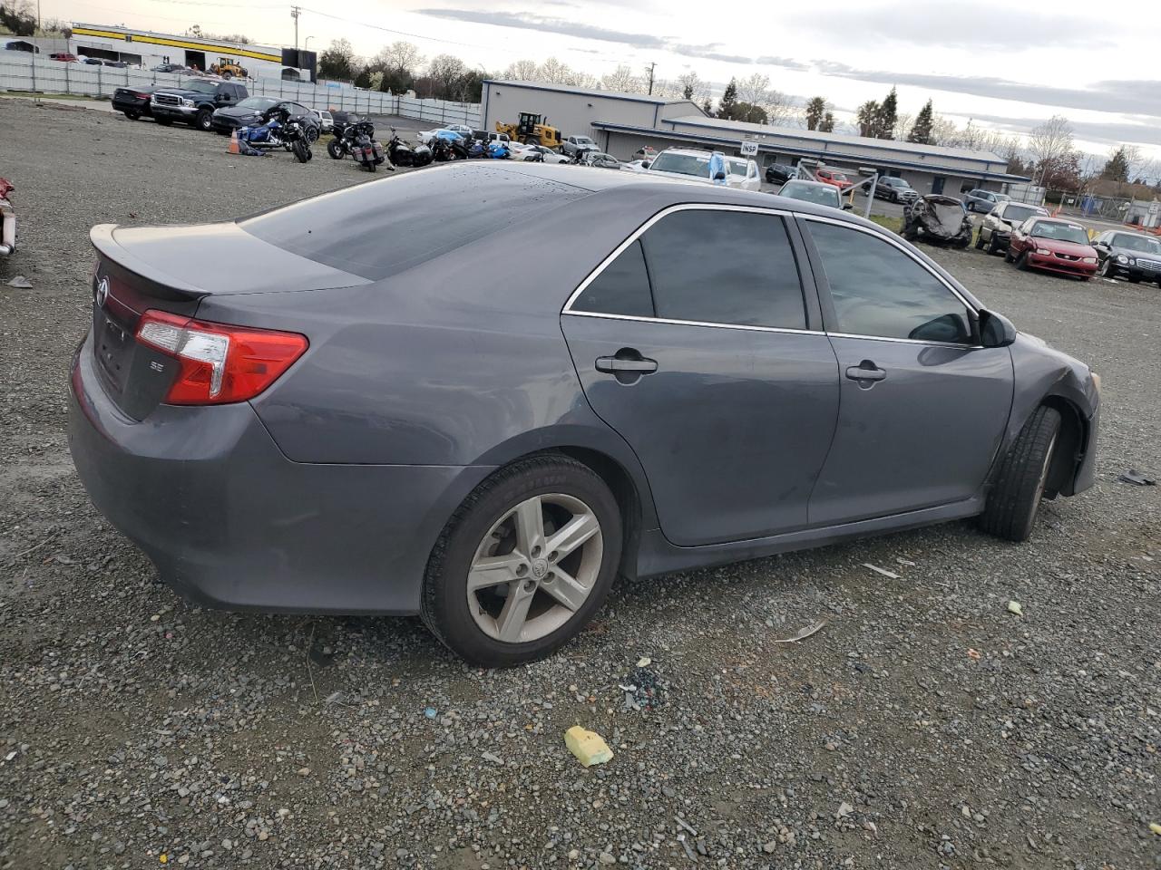 2014 Toyota Camry - Image 3