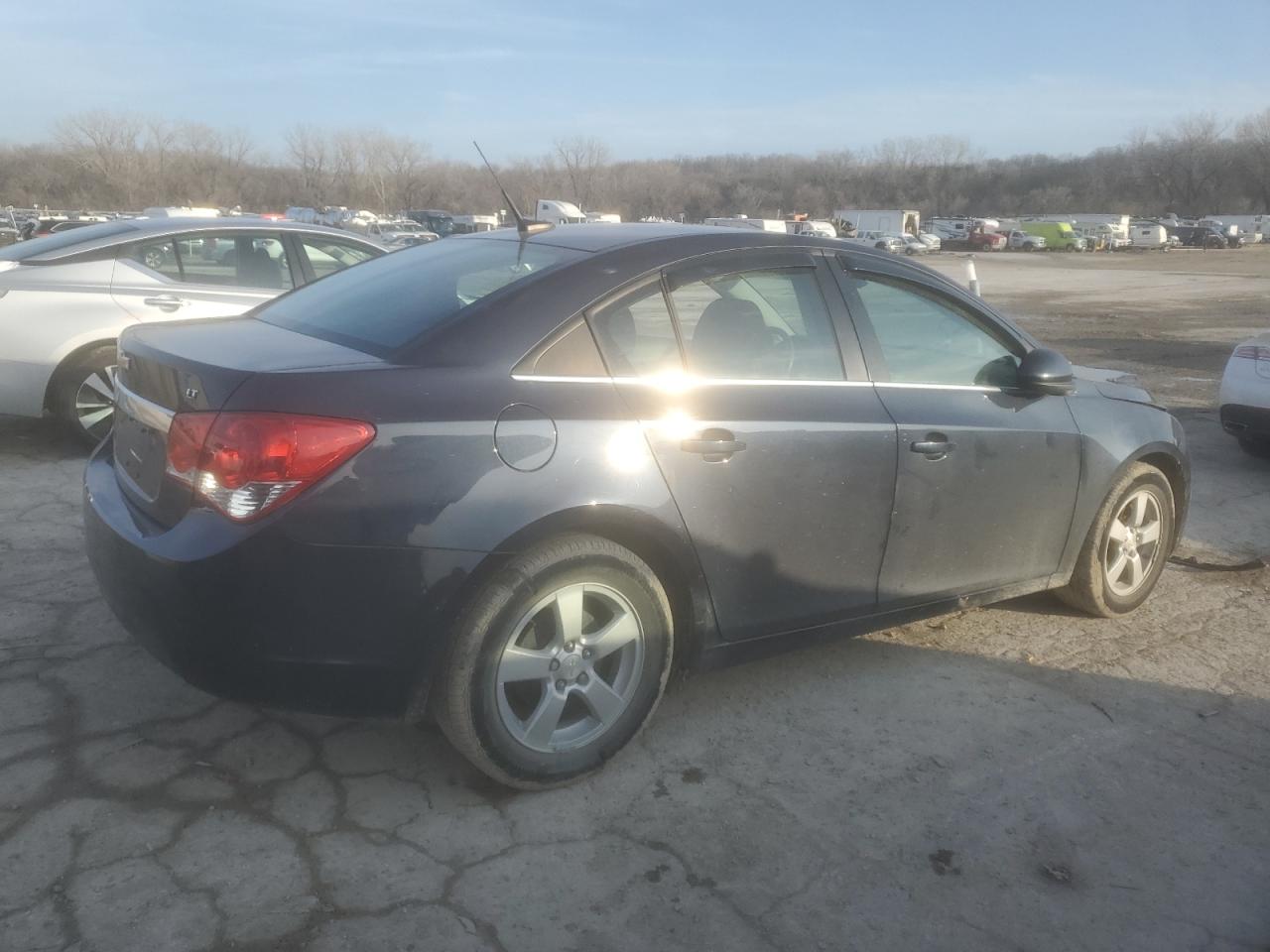 2014 Chevrolet Cruze - Image 3