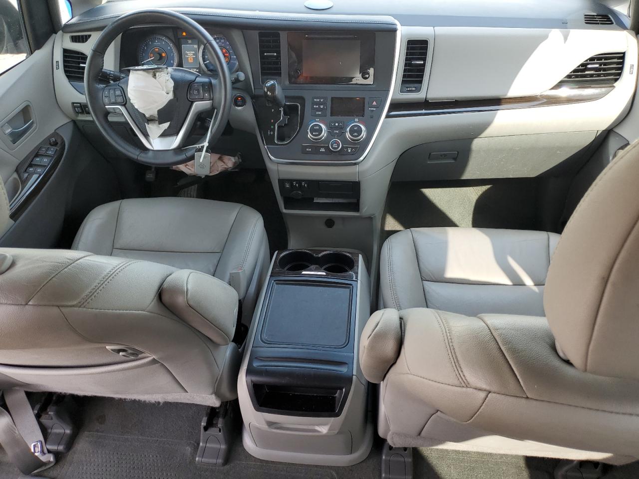 5TDYZ3DC8HS888634 TOYOTA All Models 2017