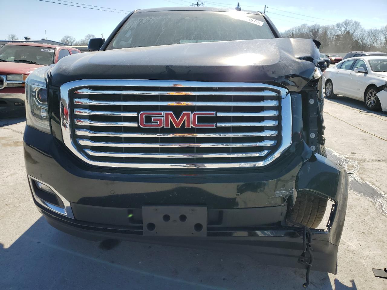 2017 GMC Yukon - Image 5