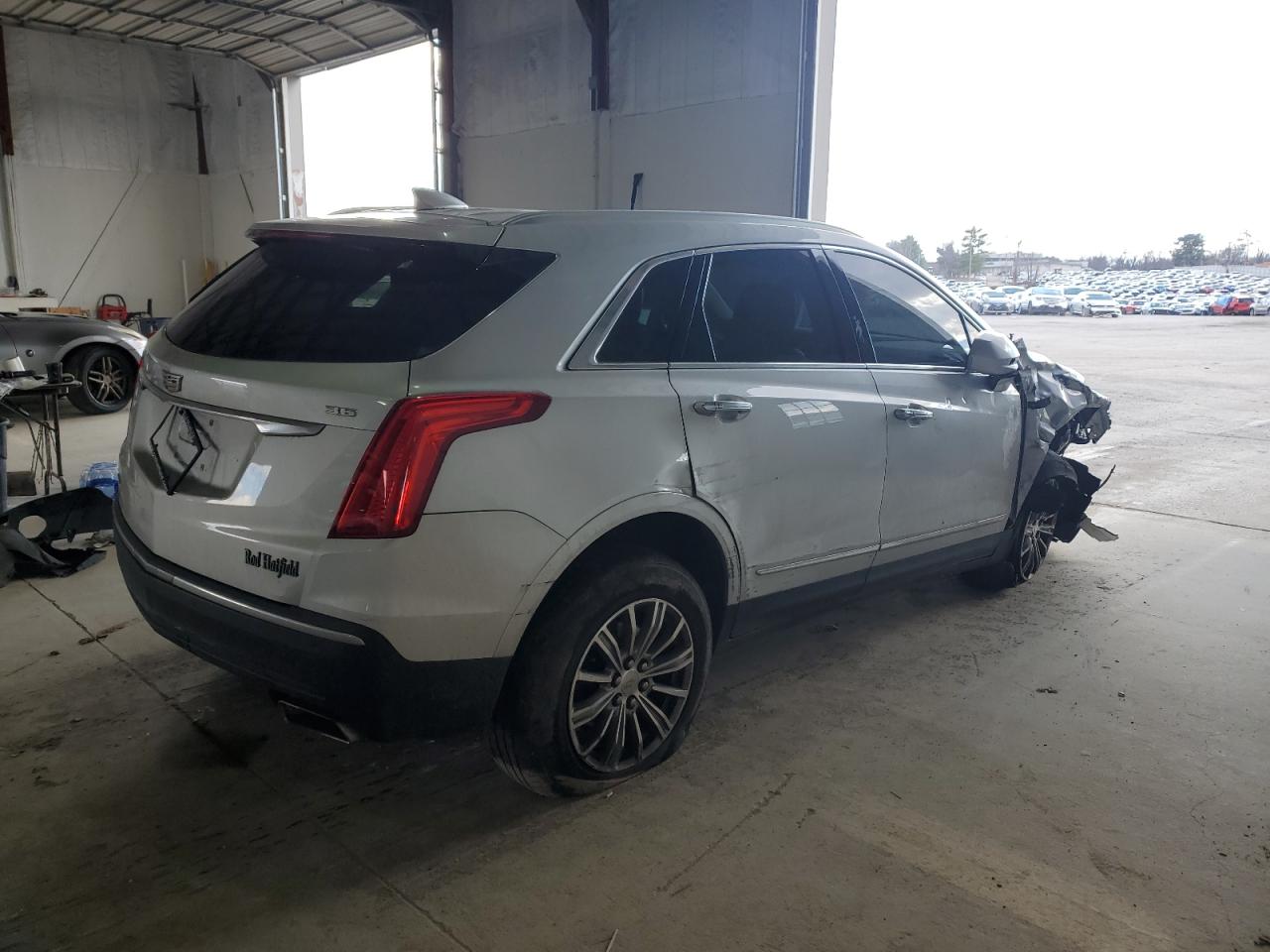 2017 Cadillac XT5 - Image 3