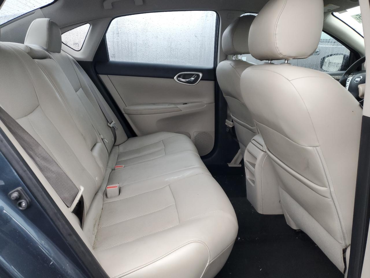 2015 Nissan Sentra - Image 11