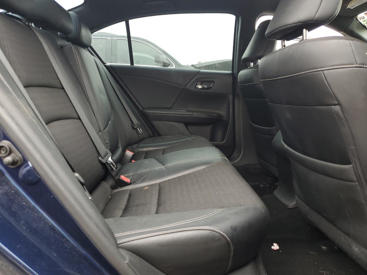 2017 Honda Accord - Image 11