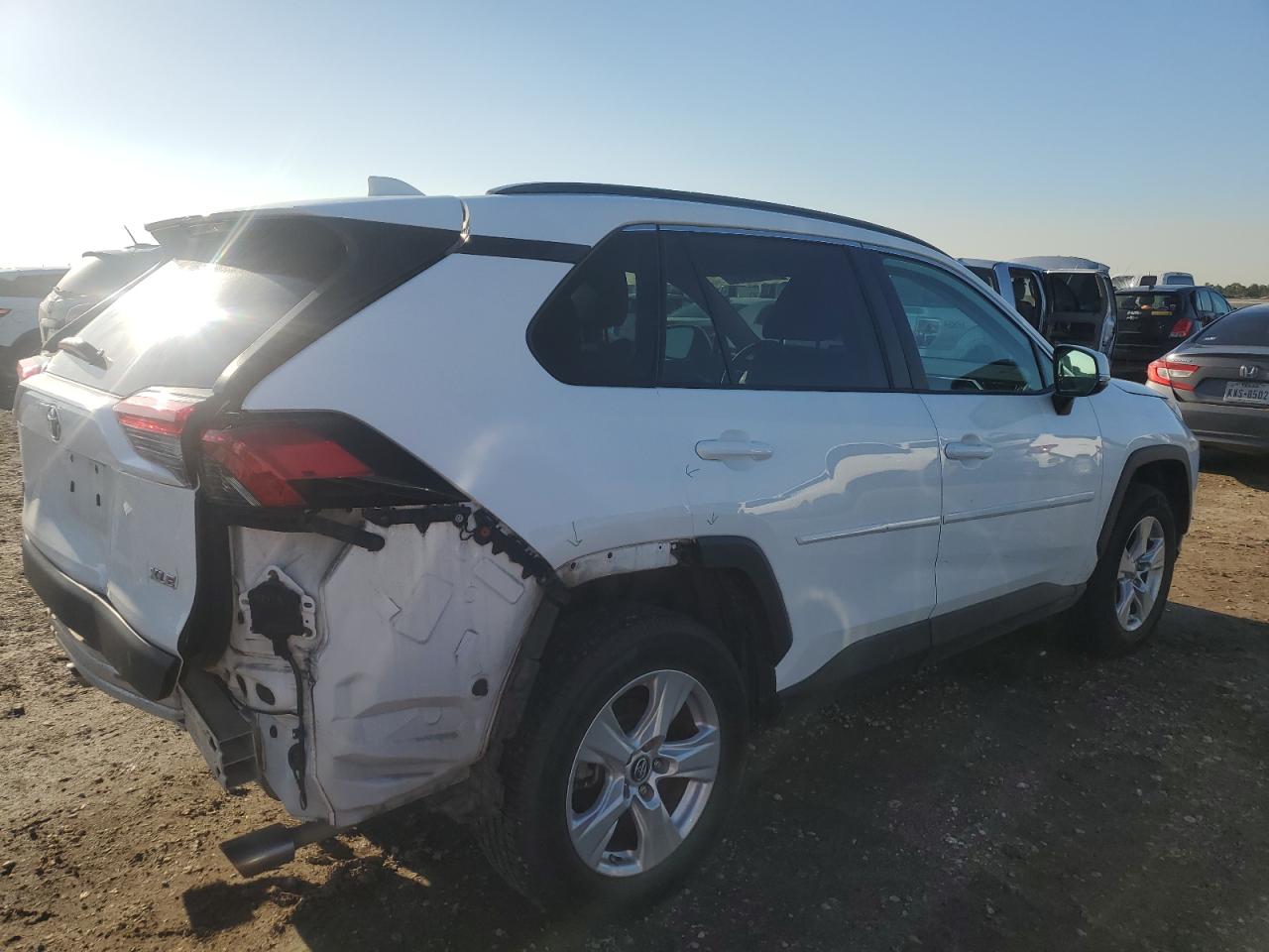 2T3W1RFV3KW014567 TOYOTA RAV4 2019