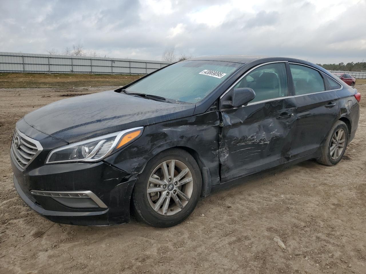 2015 Hyundai Sonata - Image 1