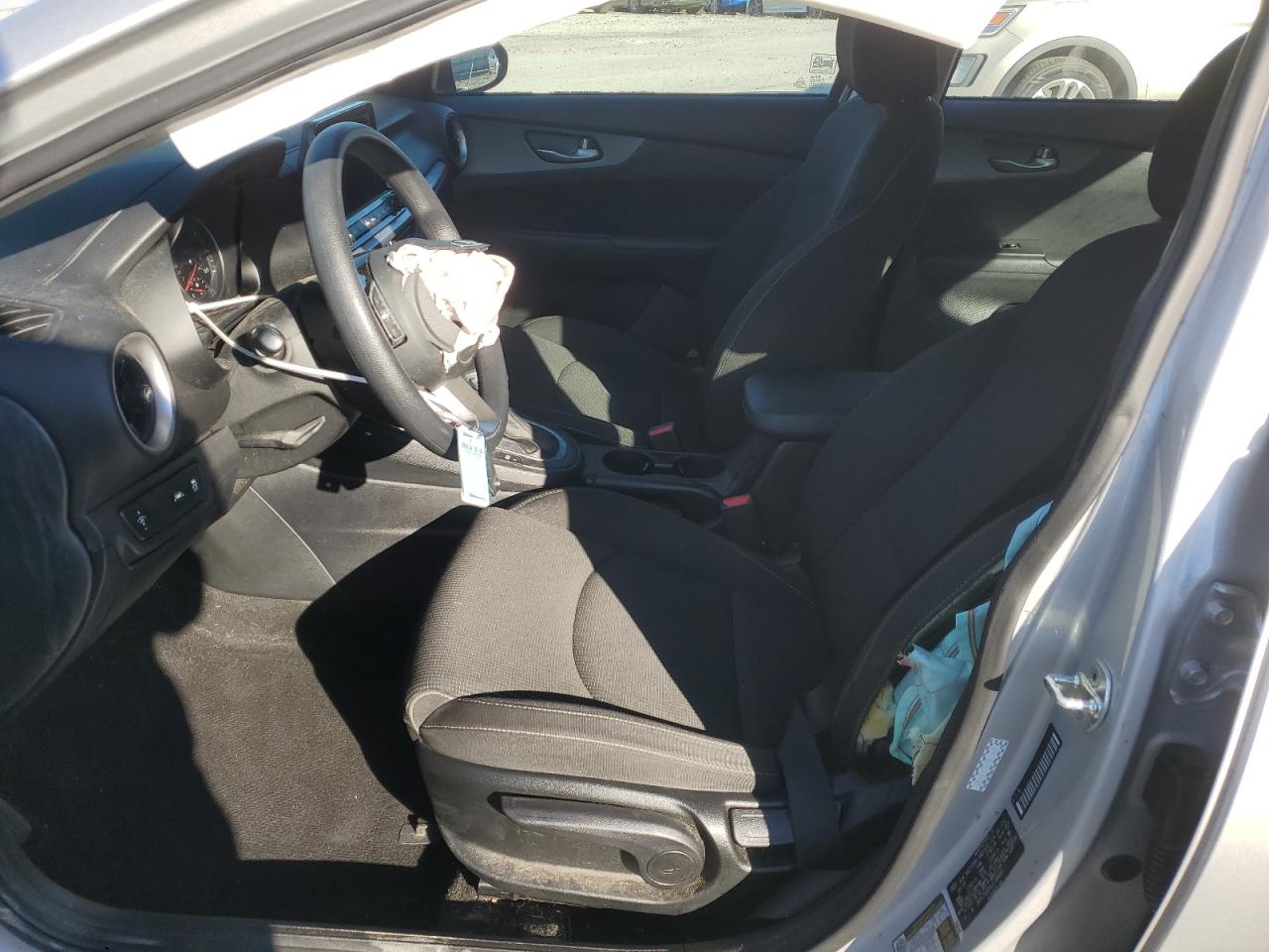 2020 Kia Forte - Image 7