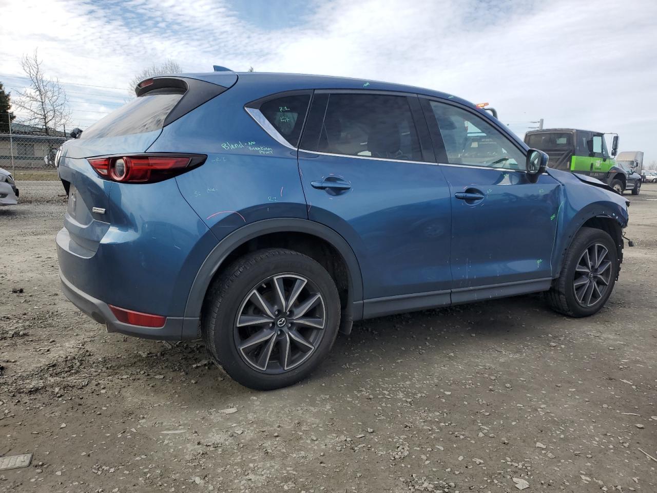 2017 Mazda CX-5 - Image 3