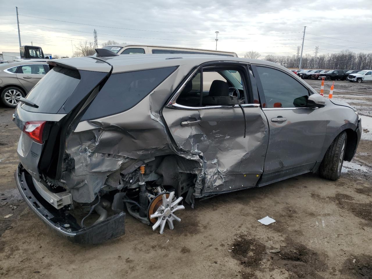3GNAXSEV2JS643225 CHEVROLET EQUINOX 2018