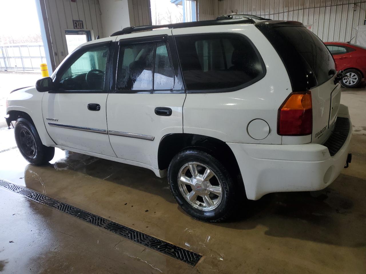 2006 GMC Envoy - Image 2