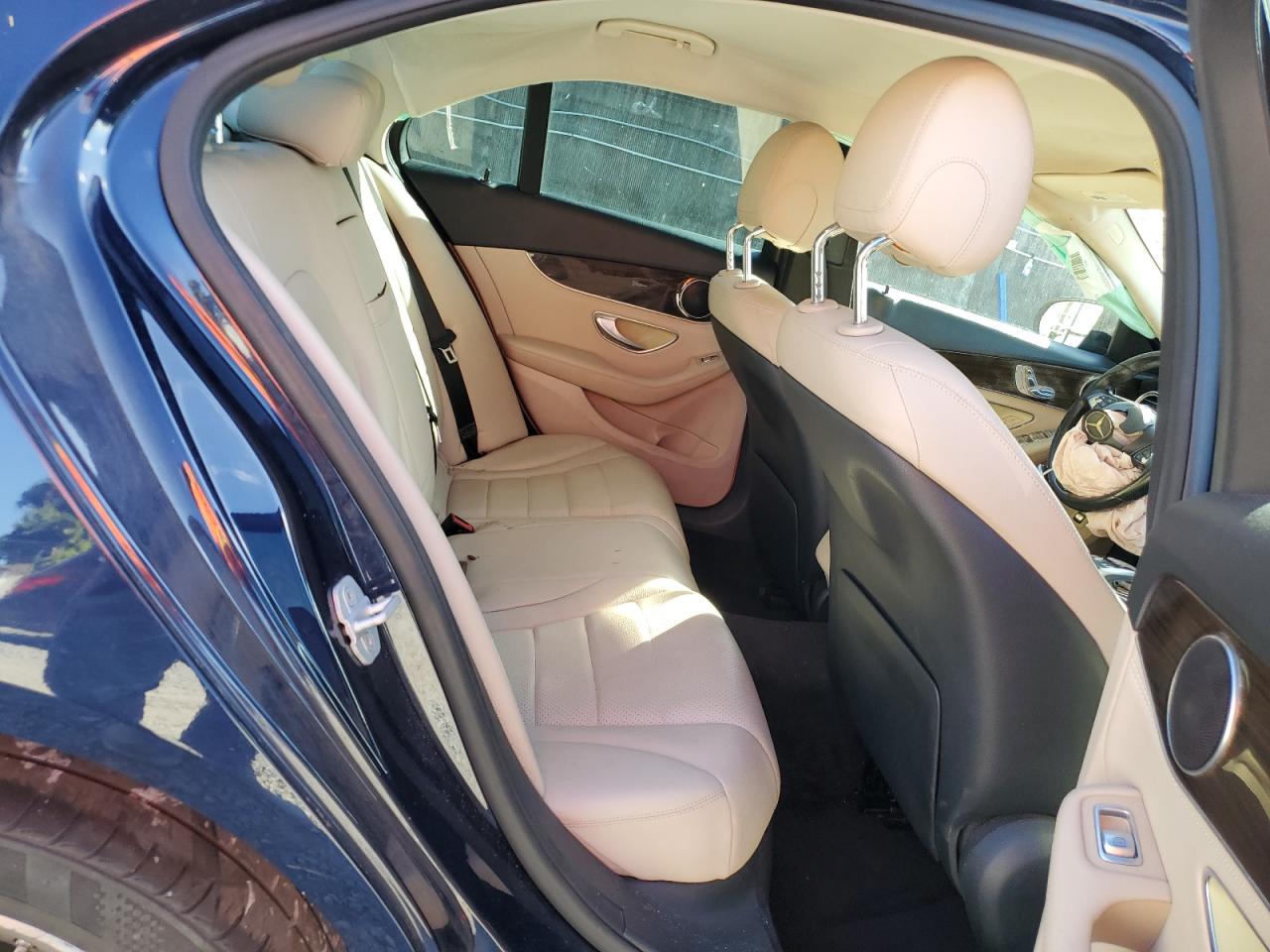 2015 Mercedes-Benz C-klasse - Image 10