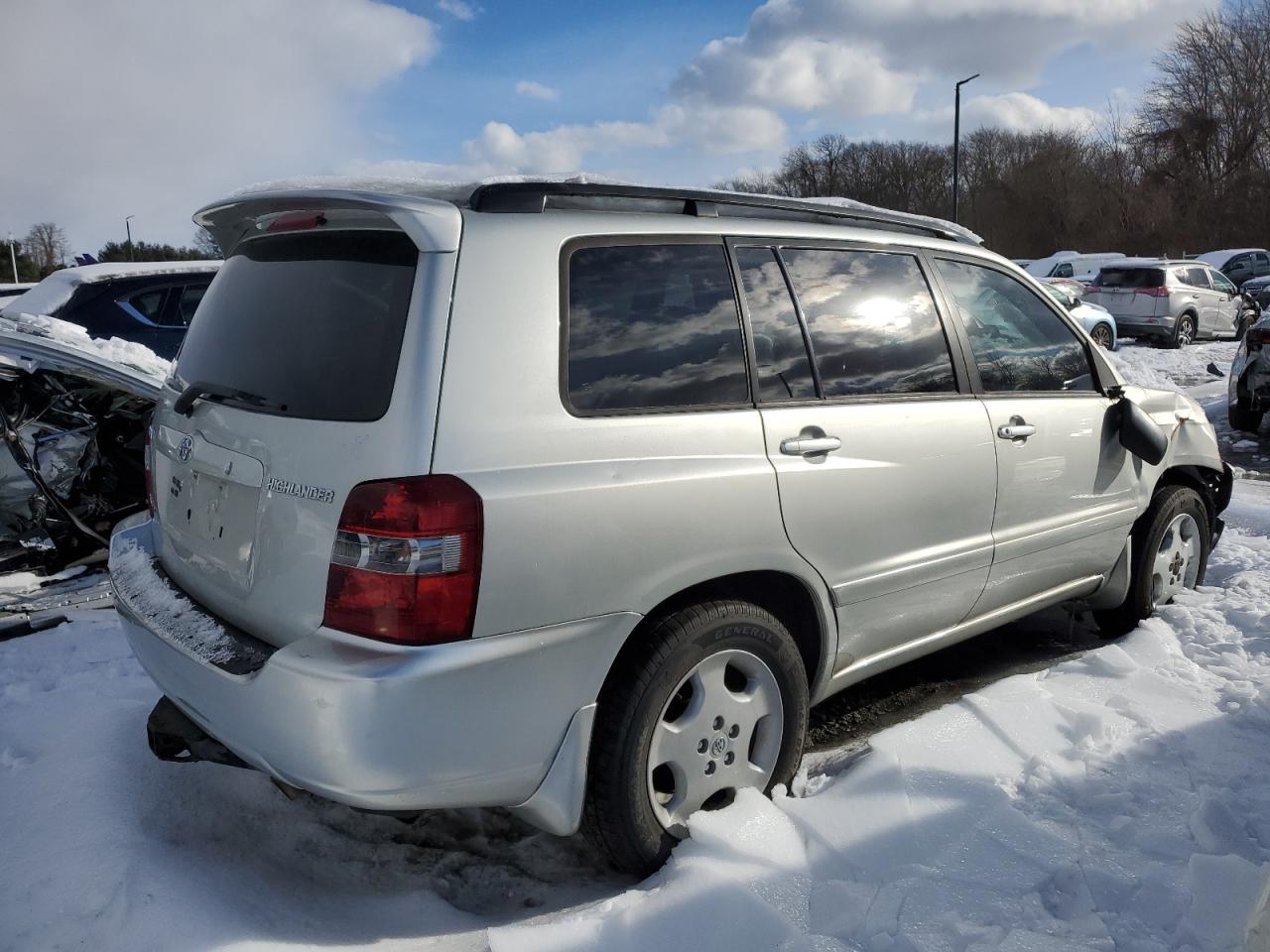 2004 Toyota Highlander - Image 3